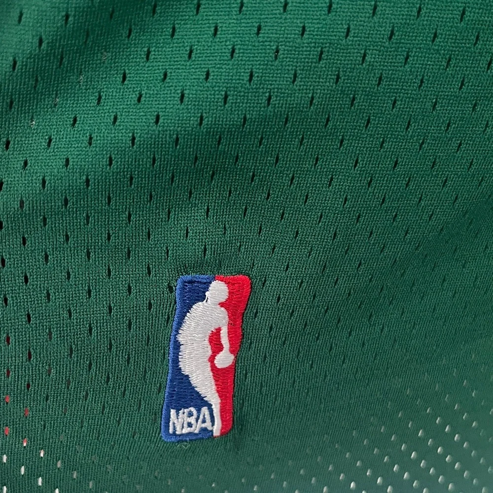 Just Don Chicago Bulls Green 2008-2009 Shorts XXL